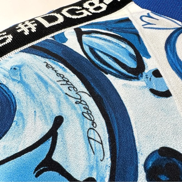 Dolce&Gabbana women bomber size 42IT or M Authentic Retail 1250$ - Picture 13 of 16